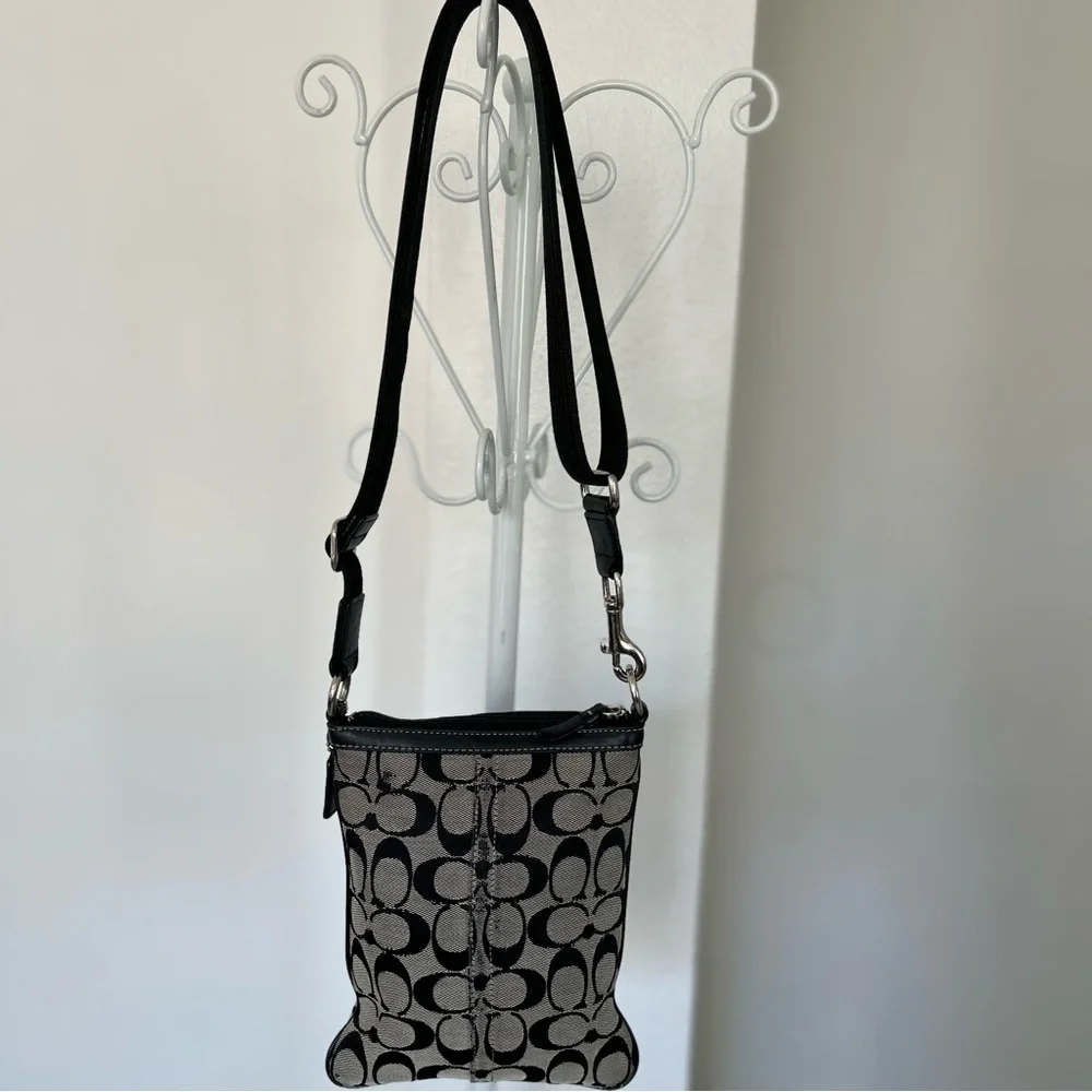 Coach black crossbody purse - Picture 2 of 10